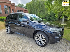 BMW X5 - XDrive30d M-sport High Executive TREKHAAK/leer
