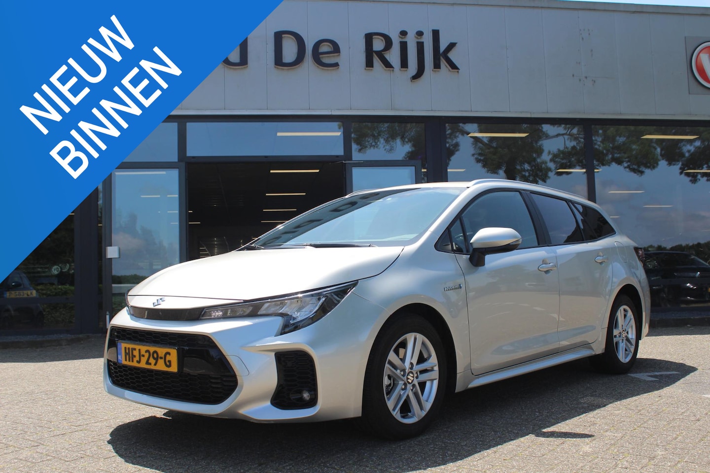 Suzuki Swace - 1.8 Hybrid Select 1.8 Hybrid Select - AutoWereld.nl