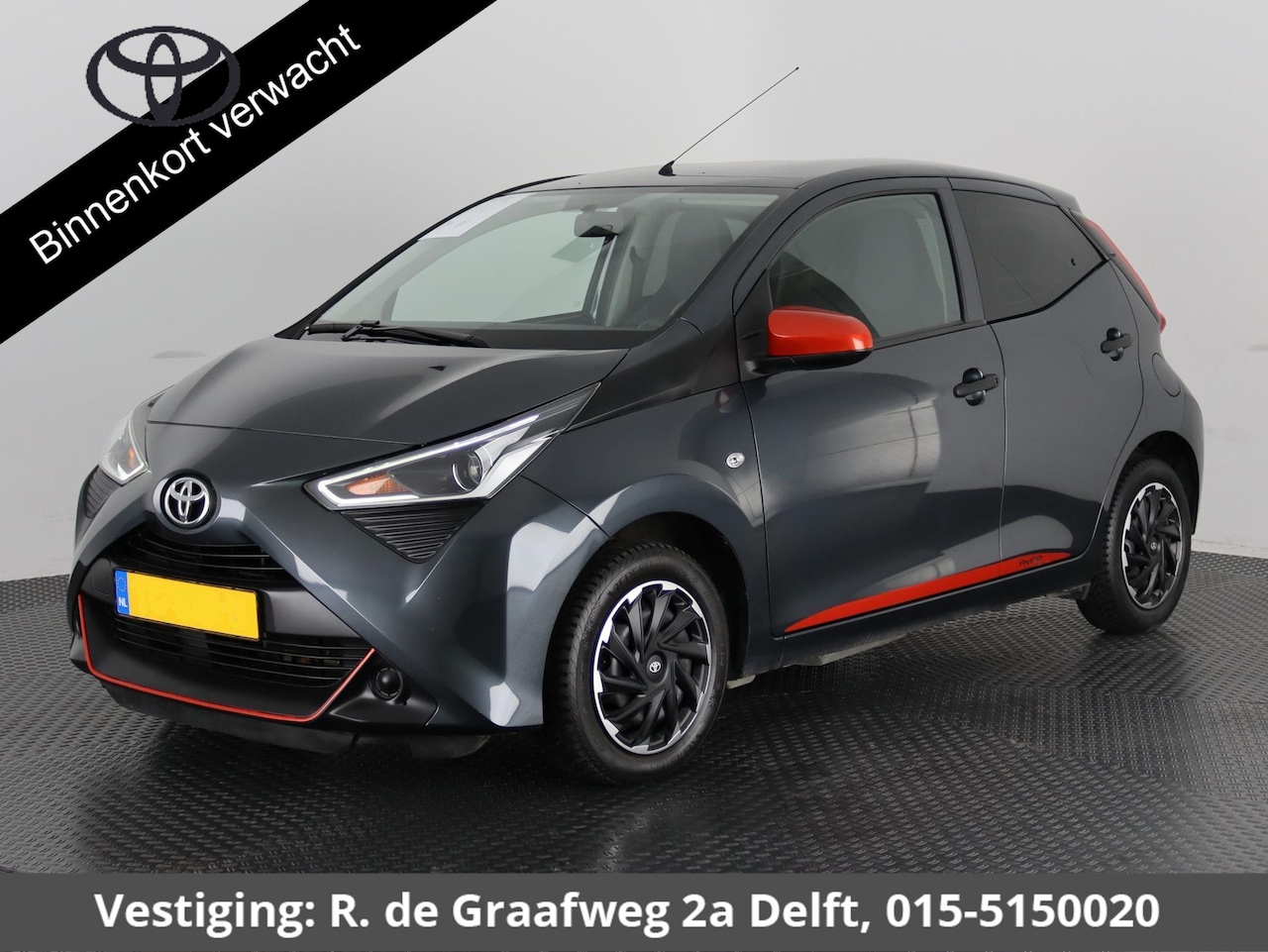 Toyota Aygo - 1.0 VVT-i X-Fun Sport + Coral Red Pack | Airco | Bluetooth | Privacy Glass | - AutoWereld.nl