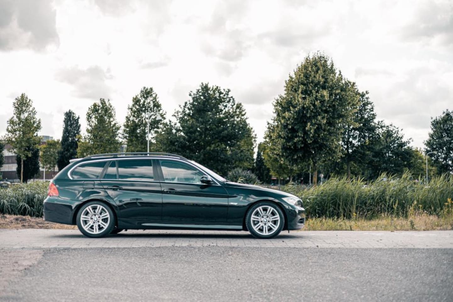 BMW 3-serie Touring - 325i | Youngtimer | Nette Auto | Groot onderhoud - AutoWereld.nl