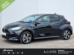 Toyota Yaris - 1.5 Hybrid 115 First Edition Automaat / Nieuw / Navigatie via Android Auto/Apple Carplay /
