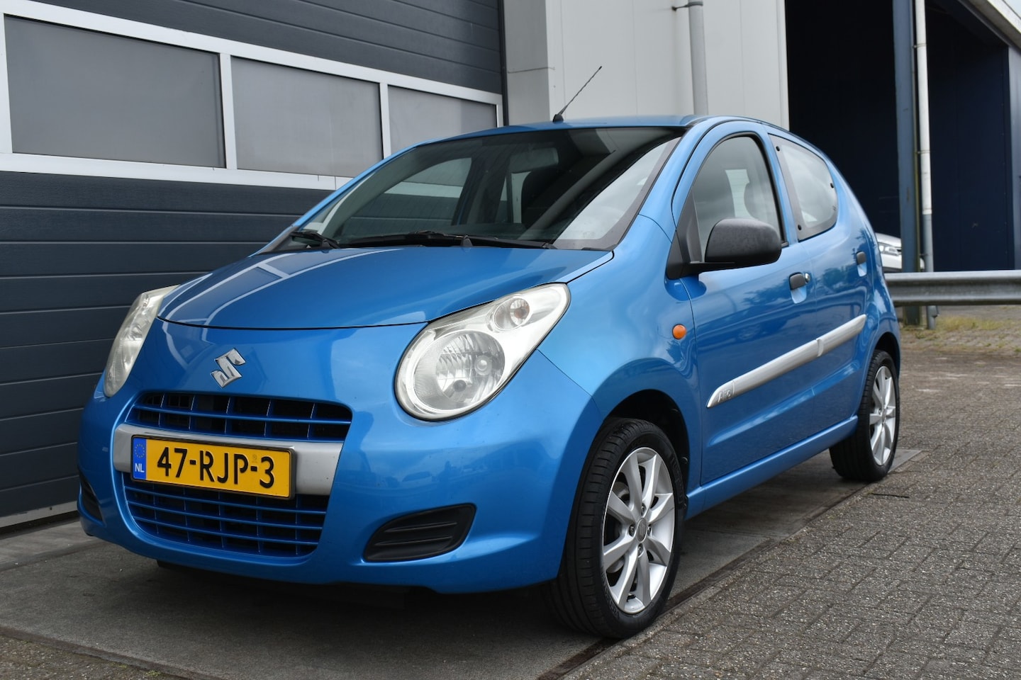 Suzuki Alto - 1.0 Silver-line 1.0 Silver-line - AutoWereld.nl