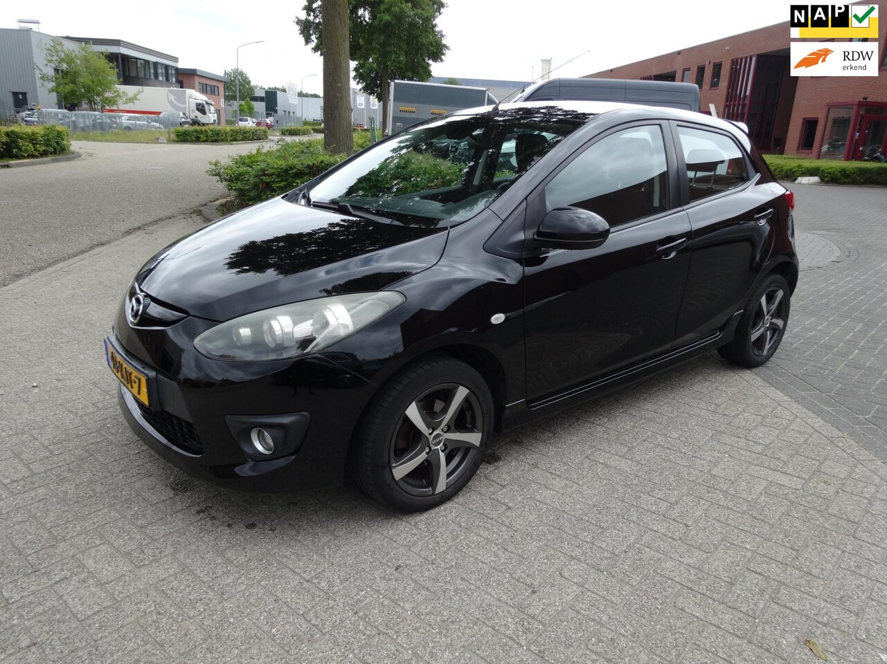 Mazda 2 - 1.5 GT-M/Airco/Boekjes/Cruise Control - AutoWereld.nl
