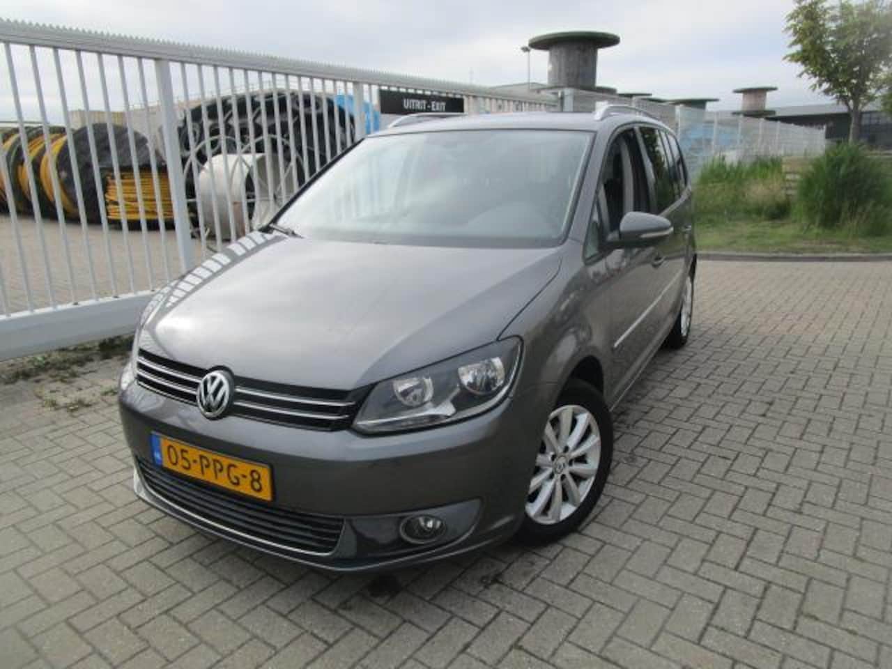 Volkswagen Touran - 1.2 TSI Highline BlueMotion 7p. 1.2 TSI Highline BlueMotion 7 Persoons - AutoWereld.nl