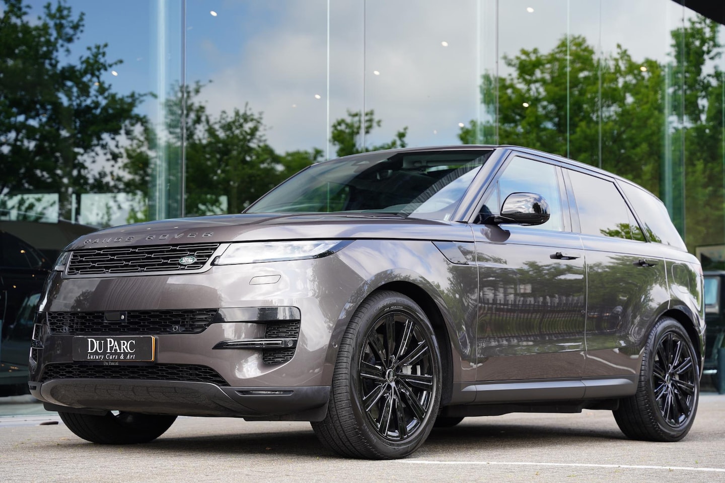 Land Rover Range Rover Sport - P 440 E Dynamic New Service Panoramadak - AutoWereld.nl