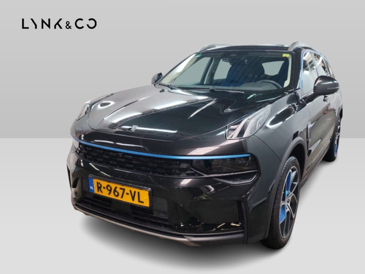 Lynk & Co 01 - 1.5 Plug-In Hybrid 262pk Automaat *NL* [ 360°+PANO+ACC+LED+CARPLAY+VIRTUAL+BLIS ] - AutoWereld.nl