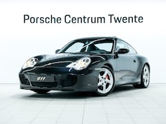 Porsche 911 - Carrera 4S Coupé