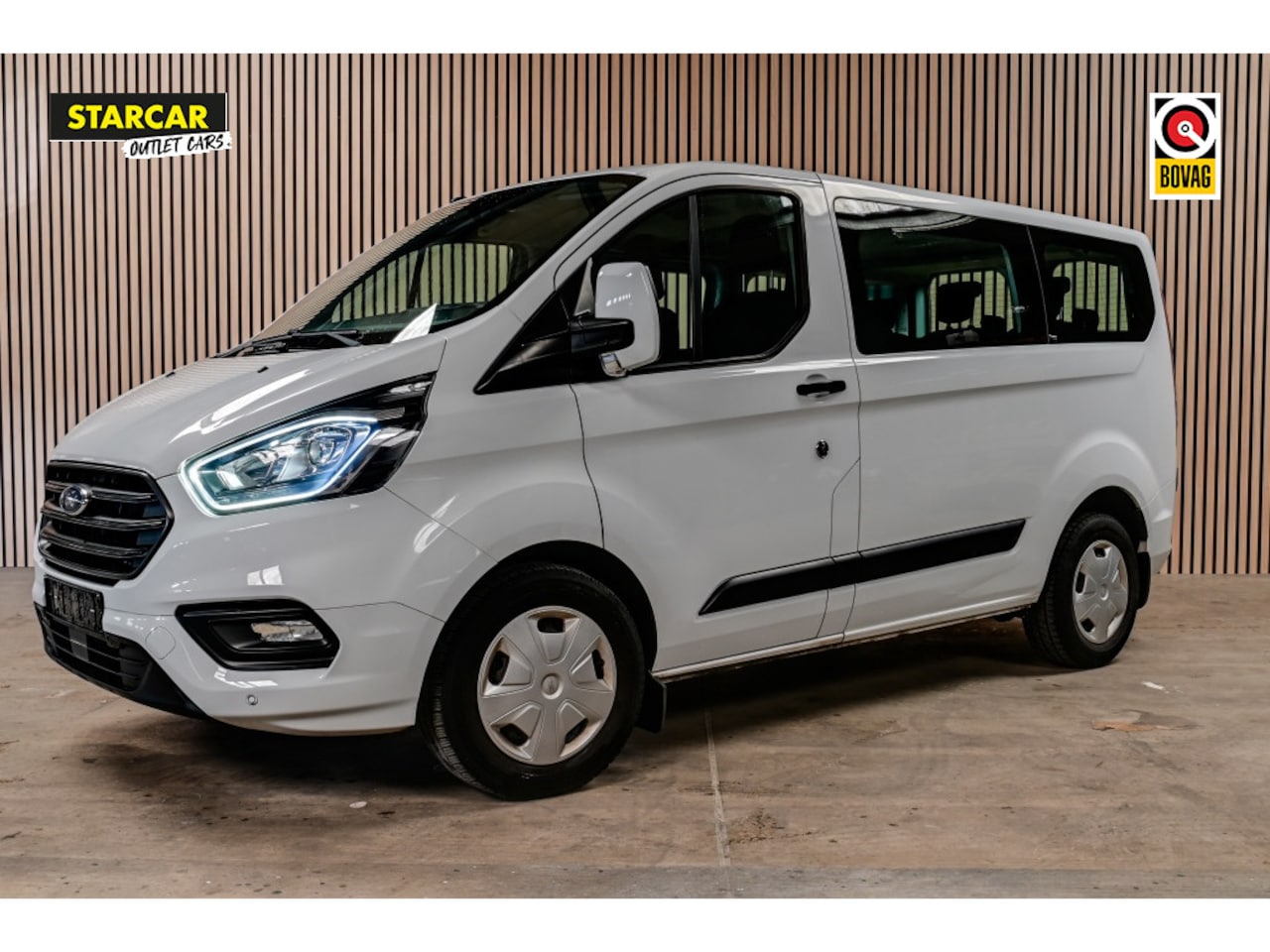 Ford Transit Custom - 2.0 TDCI | 9 persoons | € 33.759 Incl BTW | L1H1 320 - AutoWereld.nl