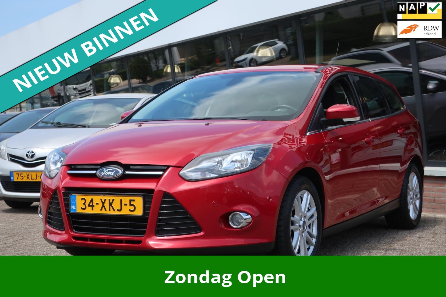 Ford Focus Wagon - 1.6 EcoBoost Lease Titanium 2e EIG_NAVI_PDC V+A_NAP. - AutoWereld.nl