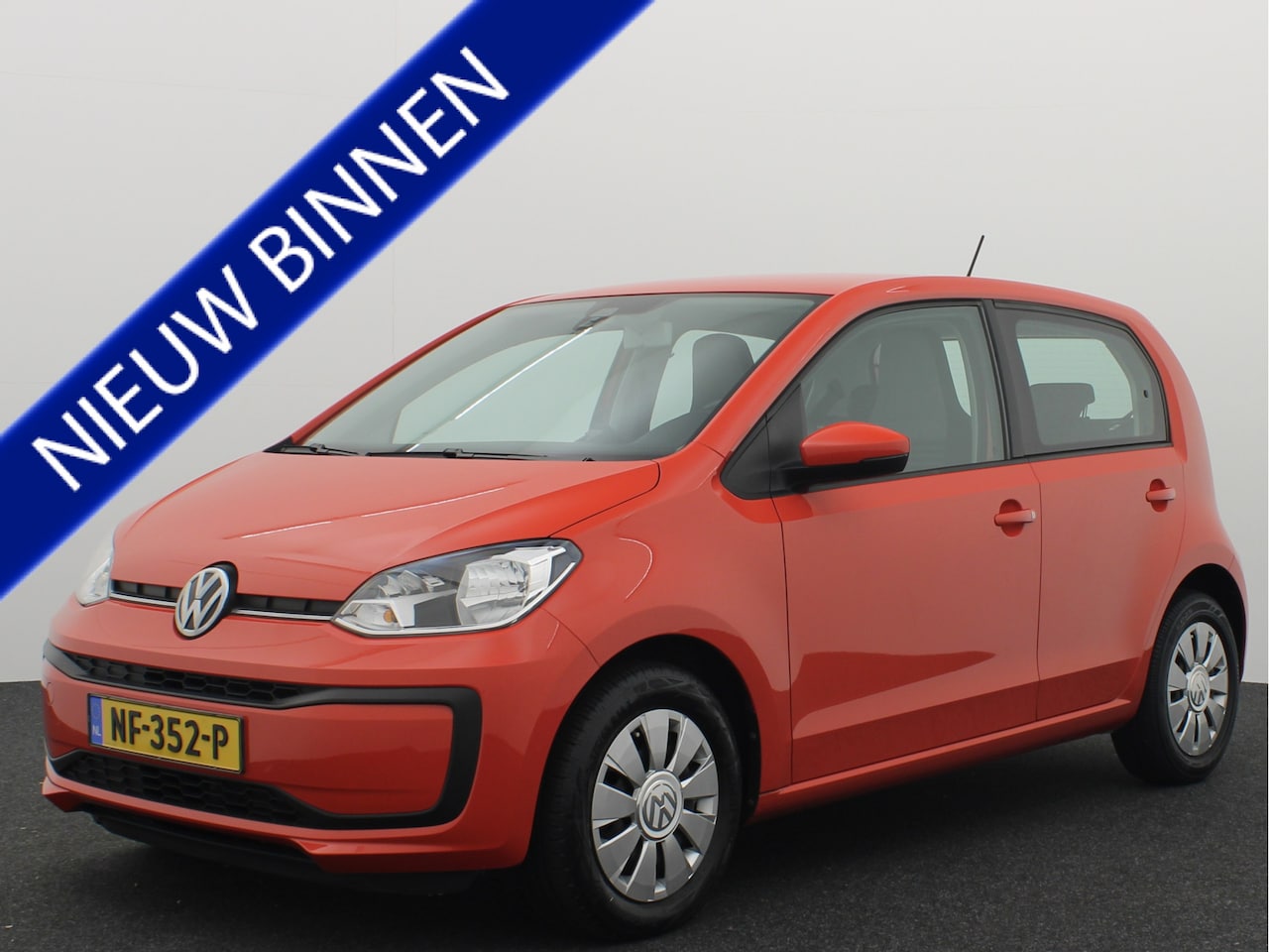Volkswagen Up! - 1.0 BMT move up! AIRCO / BLUETOOTH / ELEK RAMEN / NL-AUTO - AutoWereld.nl
