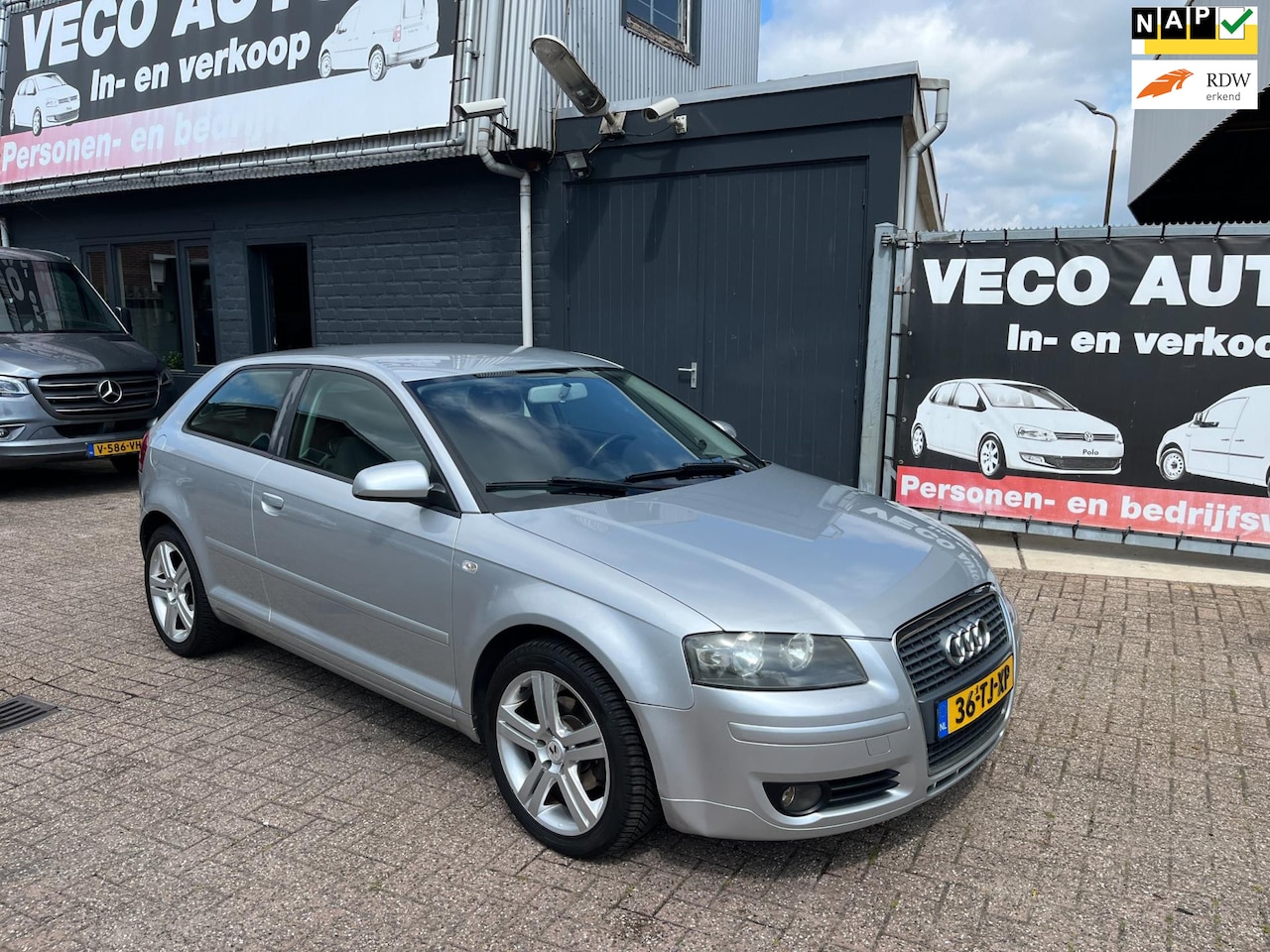 Audi A3 - 1.6 FSI Attraction ecc airco - AutoWereld.nl