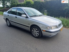 Volvo S40 - 1.8 Luxury automaat