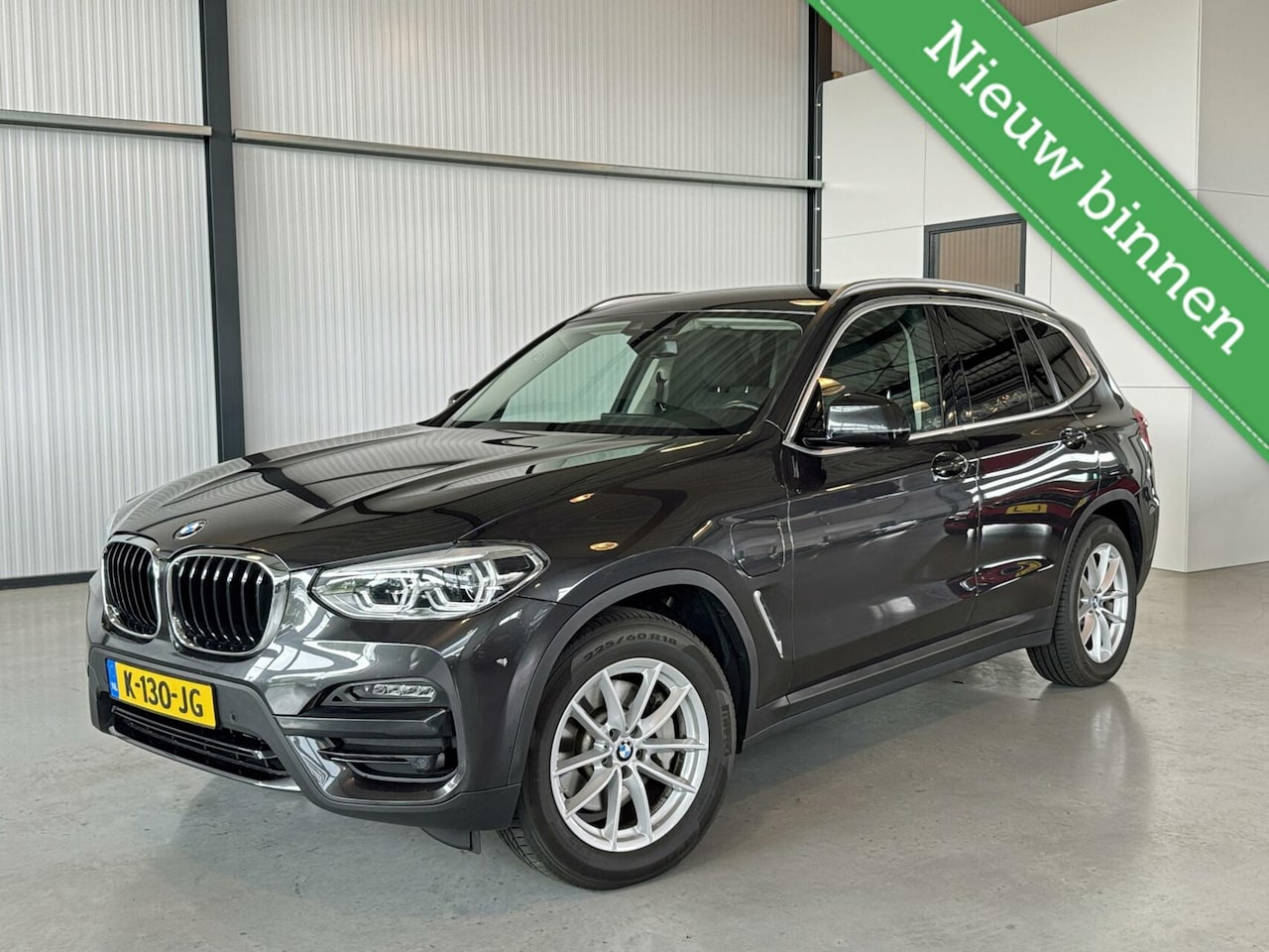 BMW X3 - xDrive30e High Executive|Camera|Sportstoelen|CarPlay| - AutoWereld.nl