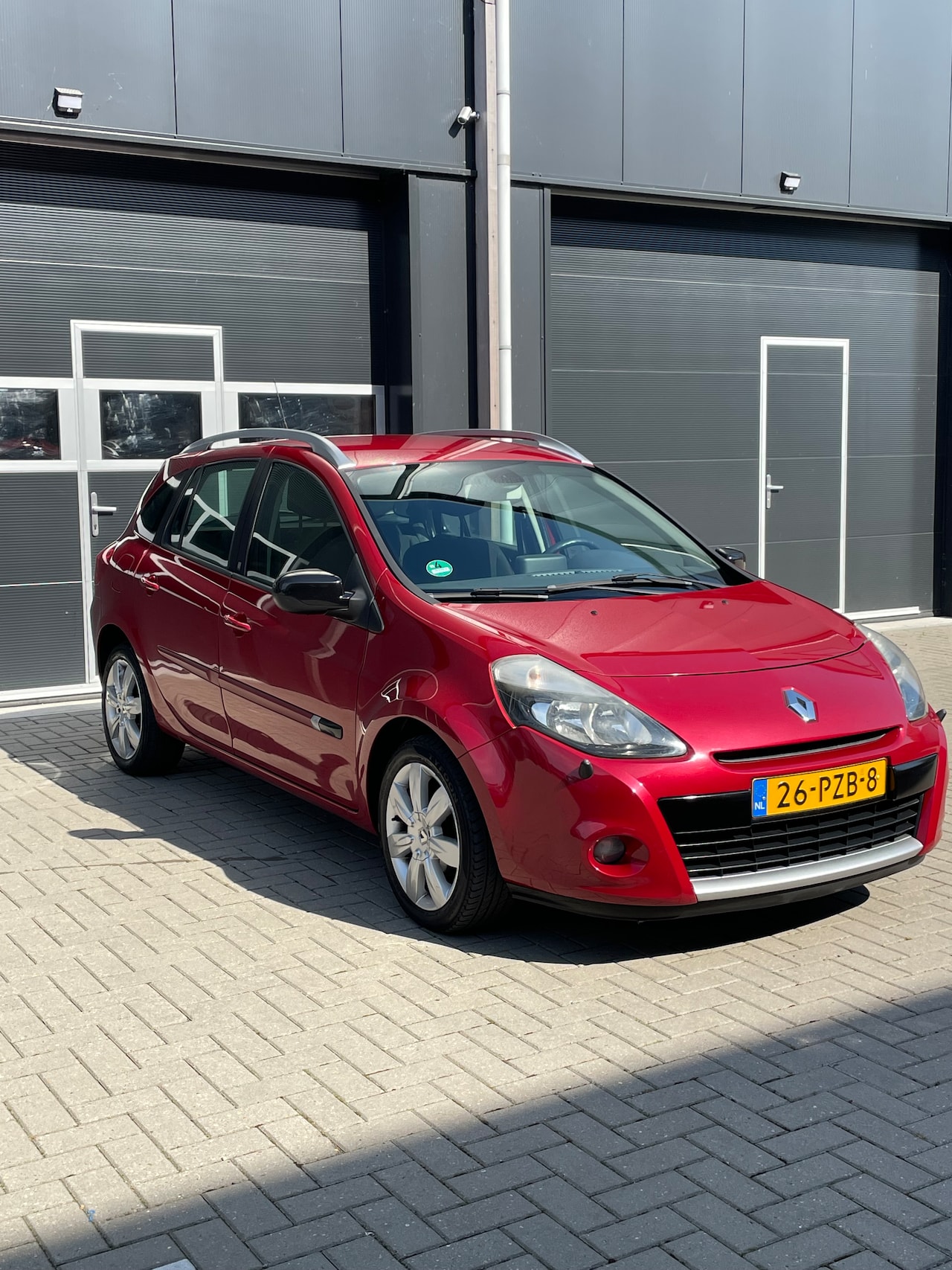 Renault Clio Estate - 1.2 TCE 20th Anniversary - AutoWereld.nl