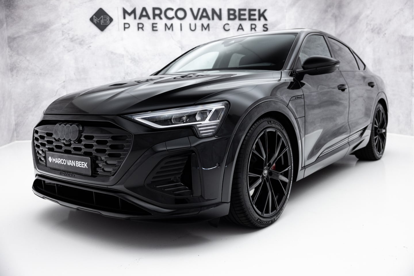 Audi Q8 Sportback e-tron - 50 quattro S Edition 95 kWh | Pano | 22" | B&O | ACC - AutoWereld.nl