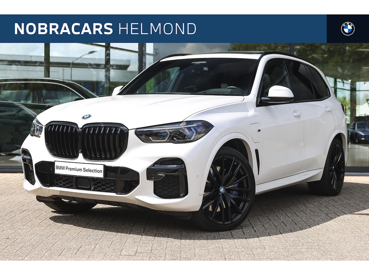 BMW X5 - xDrive45e High Executive M Sport Automaat / Panoramadak / Laserlight / Gesture Control / C - AutoWereld.nl