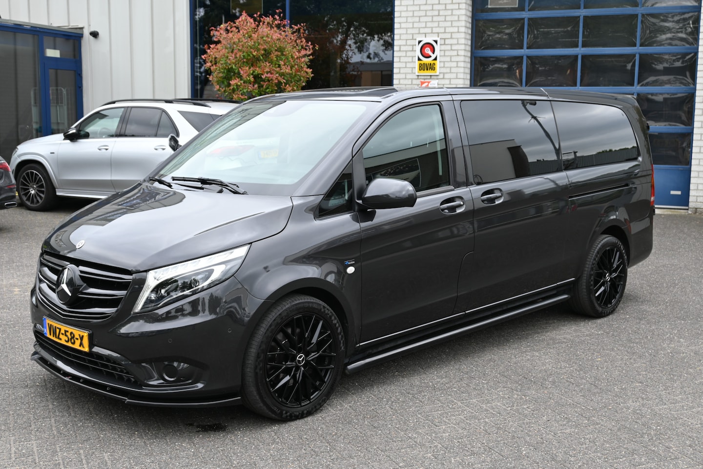 Mercedes-Benz Vito - 124 CDI DC L3 LED, Distronic, 2 Schuifdeuren, Audio 40 Navigatie met camera - AutoWereld.nl