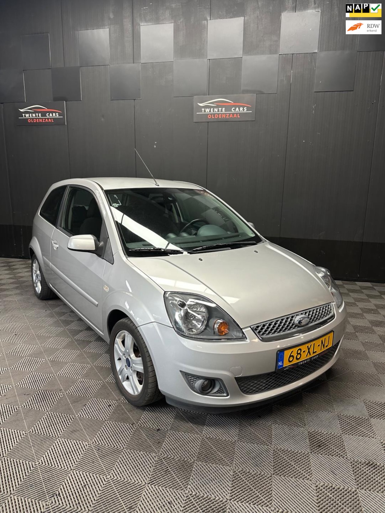 Ford Fiesta - 1.3-8V Futura | Airco | Nieuwe APK | - AutoWereld.nl
