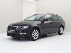 Skoda Octavia Combi - 1.5 TSI 150PK 6-bak Ambition Business [ STOELVERWARMING+CARPLAY+PDC+CLIMATE+TREKHAAK ]