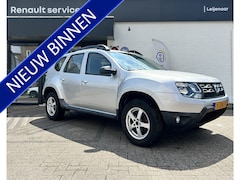 Dacia Duster - TCe 4x2 Lauréate | Airco | Lichtmetalen velgen | Centrale portiervergrendeling | Radio CD
