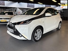 Toyota Aygo - 1.0 VVT-i x-nav