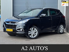 Hyundai ix35 - 2.0i i-Catcher Automaat|Pano|Trekhaak|Leer