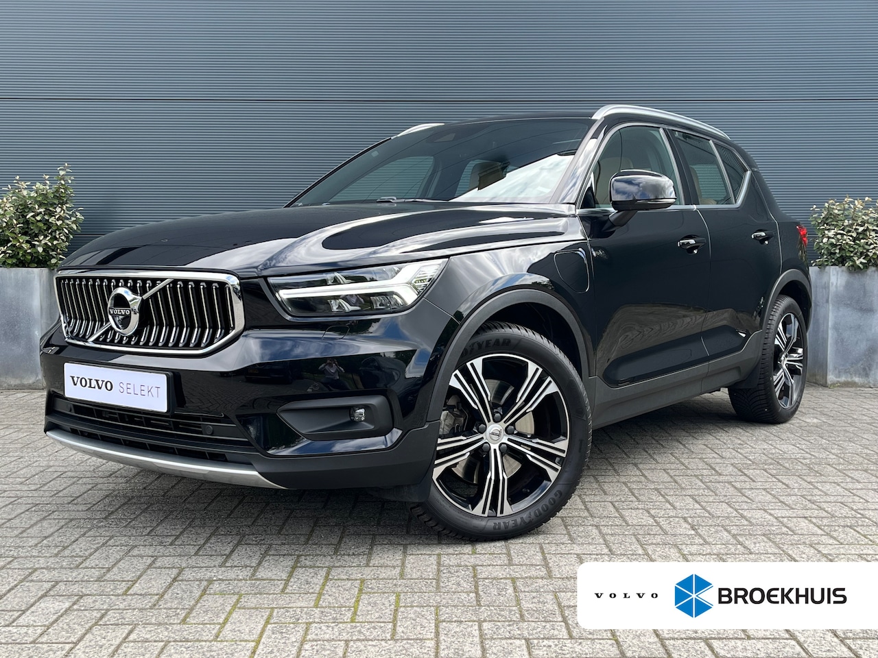 Volvo XC40 - 1.5 T5 Recharge Inscription | Panoramadak | Harman/Kardon | Trekhaak | Leder | - AutoWereld.nl