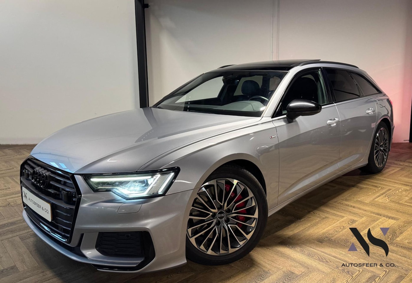 Audi A6 Avant - 55 TFSI e quattro Competition PANO KEYLESS - AutoWereld.nl