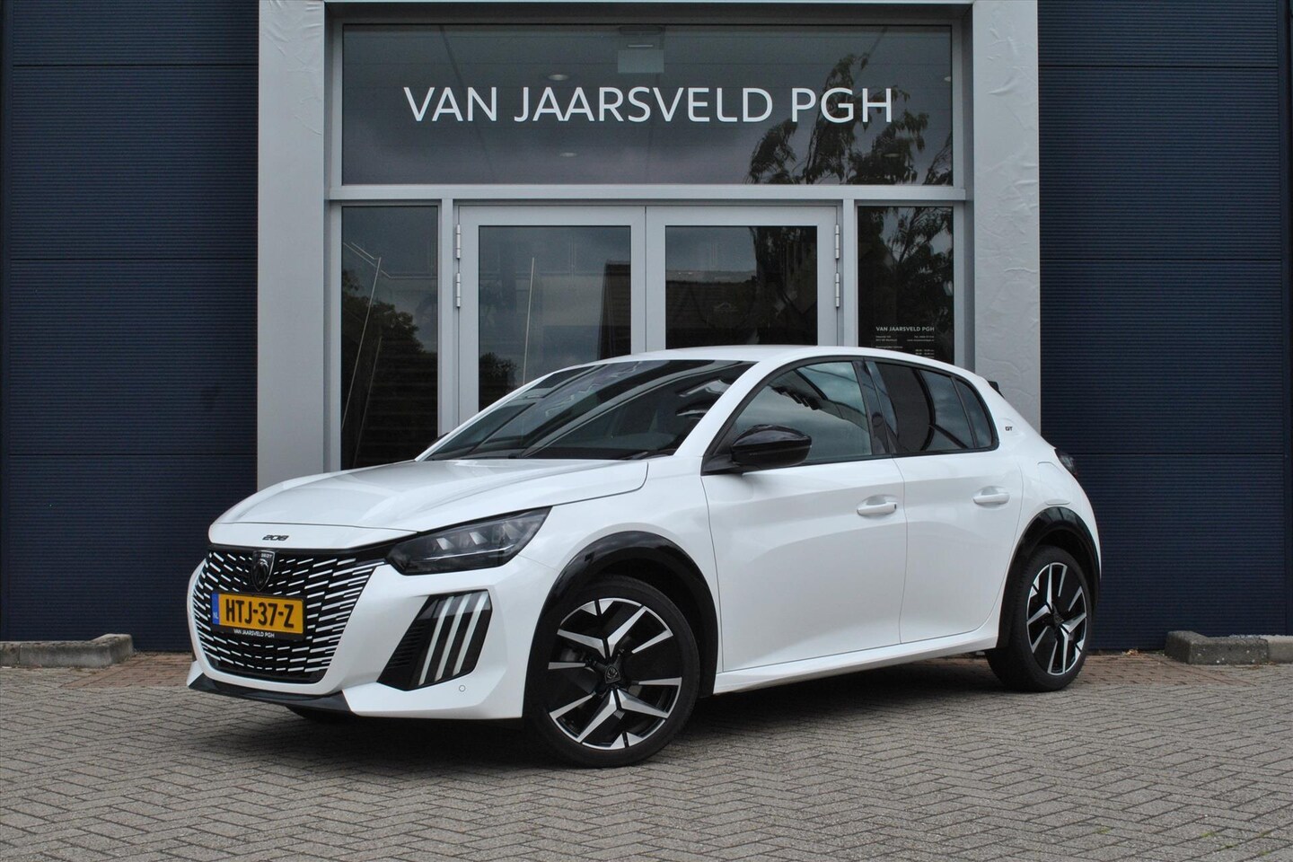 Peugeot 208 - 1.2 PureTech 100pk GT / Camera / Keyless - AutoWereld.nl