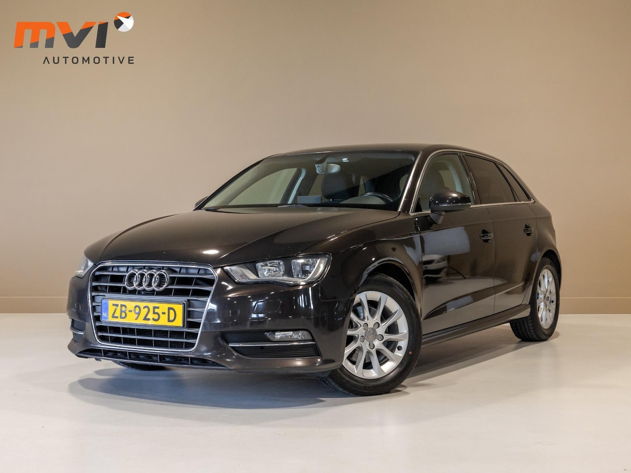 Audi A3 Sportback - 1.6 TDI ultra Edition / 110pk / Navigatie / Cruise control - AutoWereld.nl
