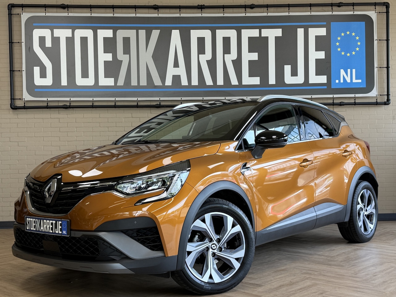 Renault Captur - 1.3 mild hybrid 160 R.S. Line | Groot Navi| 18 inch | Clima | Camera | Stoelverwarming | 1 - AutoWereld.nl