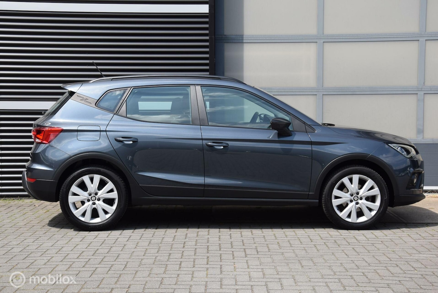 SEAT Arona - 1.0 TSI Style Stoelverwarming LED PDC Apple Carplay