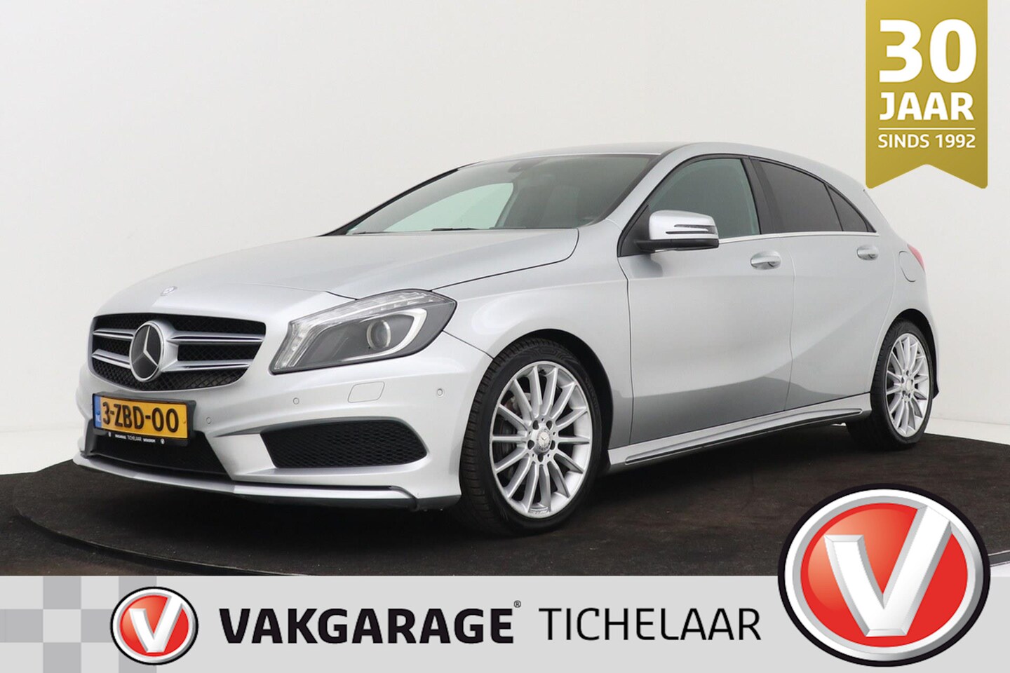 Mercedes-Benz A-klasse - 180 Ambition | AMG-Line | Org NL | Sportstoelen | Automaat | Xenon | - AutoWereld.nl
