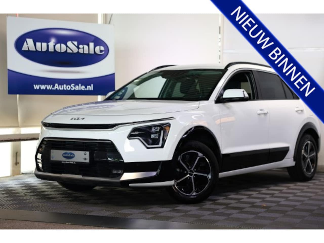 Kia Niro - 1.6 GDi Hybrid DynamicPlusLine SLECHTS 9300km ! '24 - AutoWereld.nl