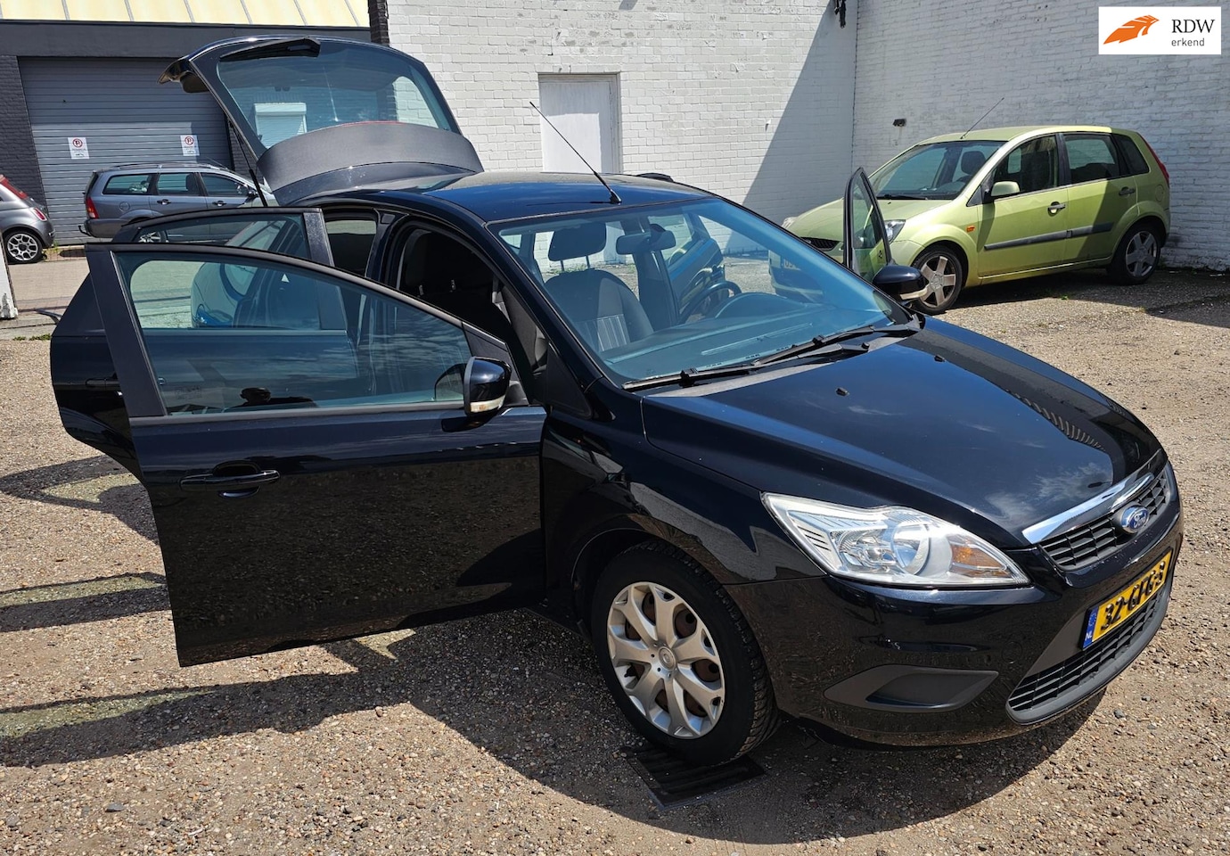 Ford Focus - 1.6 Trend 5 deurs Nette auto - AutoWereld.nl