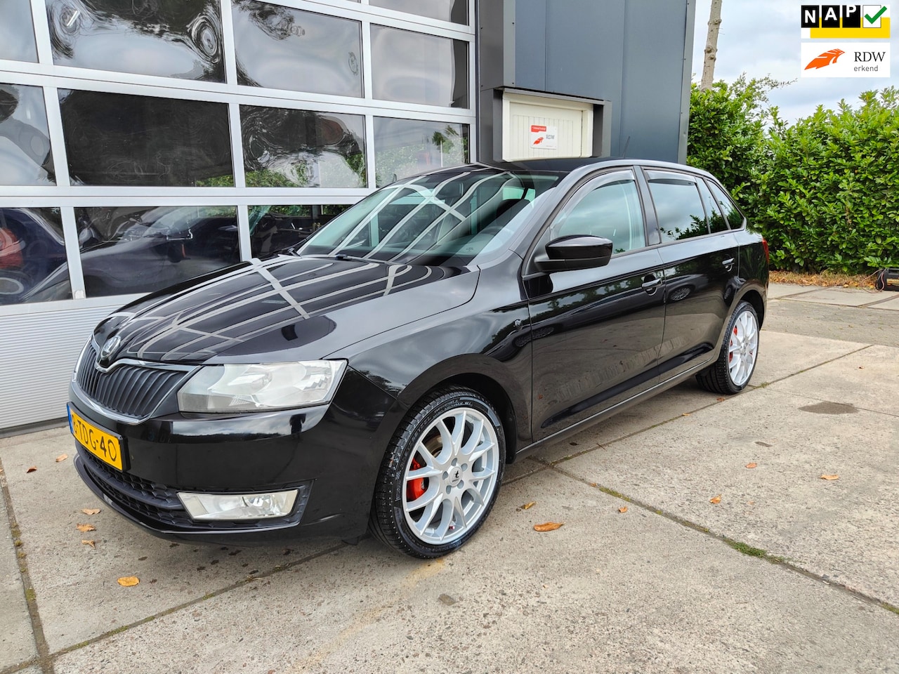 Skoda Rapid Spaceback - 1.2 TSI Greentech Ambition Businessline Pro 1.2 TSI Greentech Ambition Businessline Pro - AutoWereld.nl