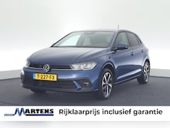 Volkswagen Polo - 1.0 TSI Life 95pk Stoelverwarming Trekhaak App-Connect Stoelverwarming