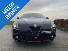 Alfa Romeo Giulietta - 1.750 Turbo Veloce S edition Apple CarPlay Panoramadak Sportstoelen