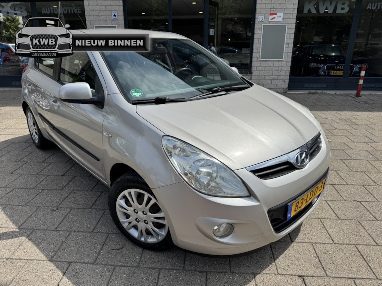 Hyundai i20 - 1.2i 5Drs Nieuwe apk banden Airco - AutoWereld.nl