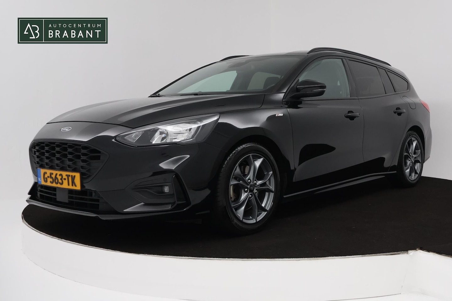 Ford Focus Wagon - 1.5 EcoBoost ST Line Business (PARKEERSENSOREN, TREKHAAK, STOELVERWARMING, NAVIGATIE, NL-A - AutoWereld.nl