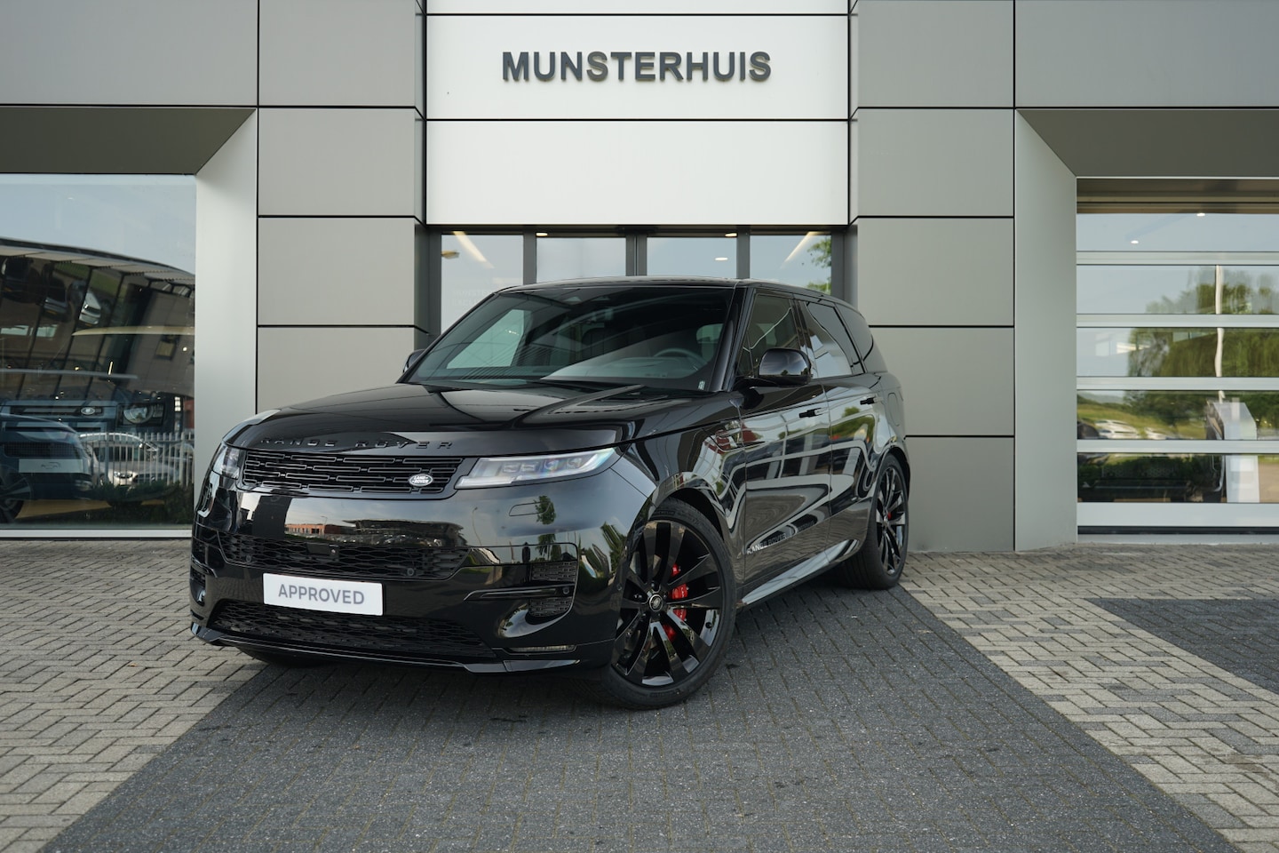 Land Rover Range Rover Sport - 3.0 P460e Dynamic SE PHEV | Elektrische trekhaak | Meridian surround | Soft close | - AutoWereld.nl