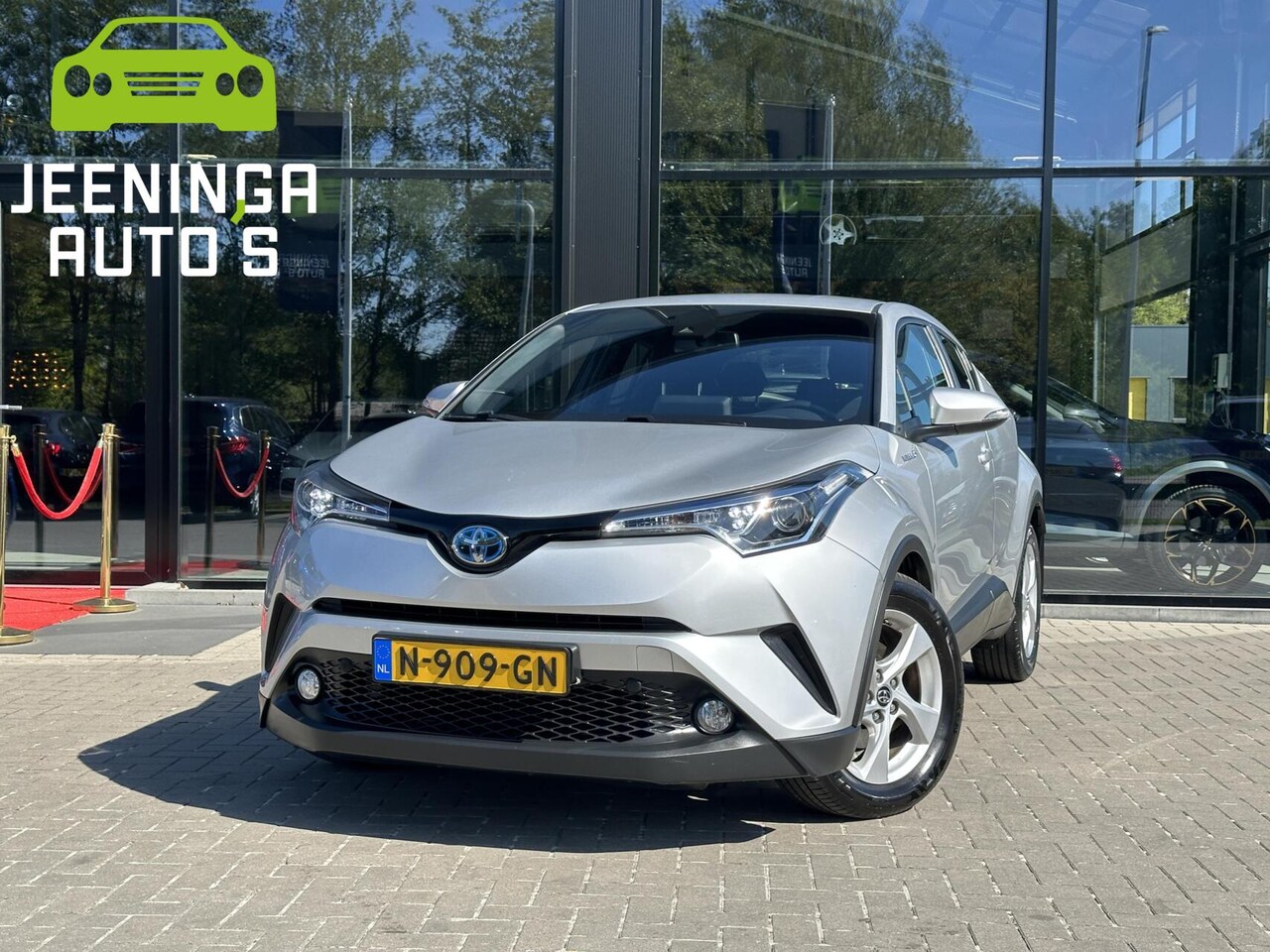 Toyota C-HR - 1.8 Hybrid Active | Camera | ACC | Navi | Clima - AutoWereld.nl