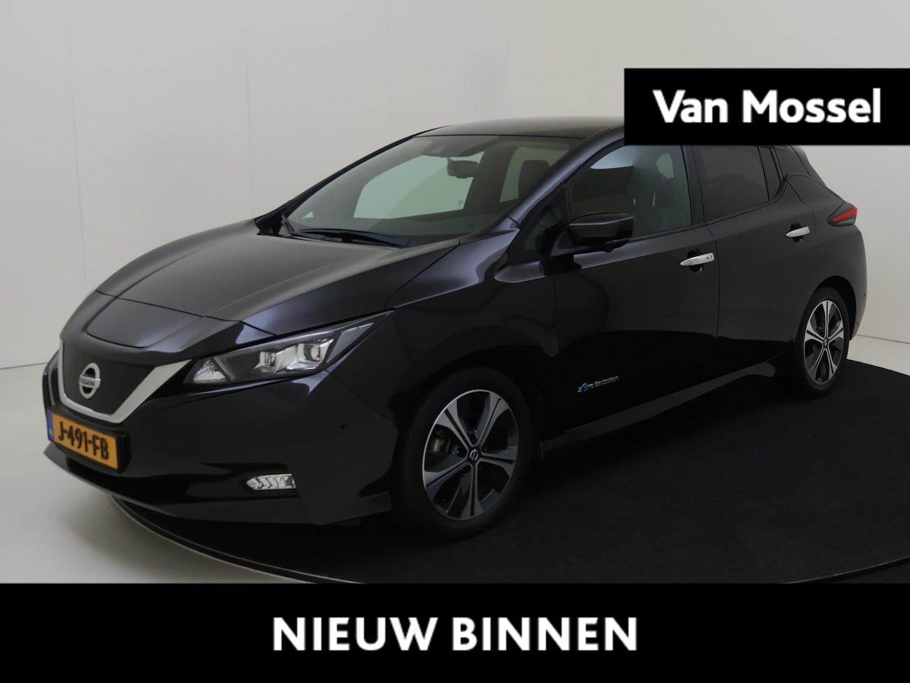 Nissan LEAF - Tekna 40 kWh | 360 Camera | Stoelverwarming | Navigatie | Leer | Climate Control - AutoWereld.nl