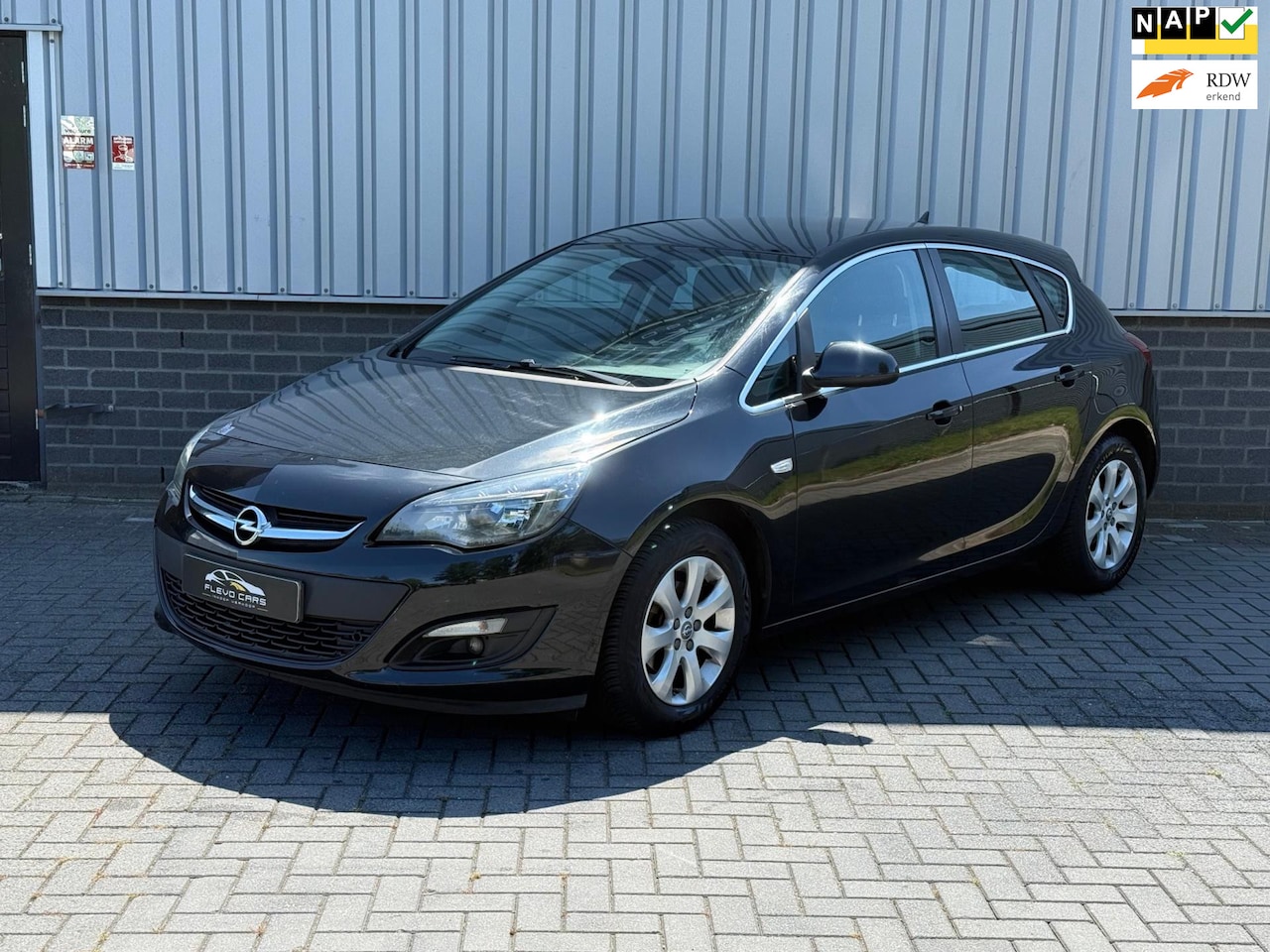 Opel Astra - 1.4 Business + | Navi | Airco | CruiseControl| - AutoWereld.nl