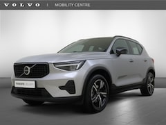 Volvo XC40 - B4 Plus Dark | Trekhaak | Dodehoekdetectie | Achteruitrijcamera