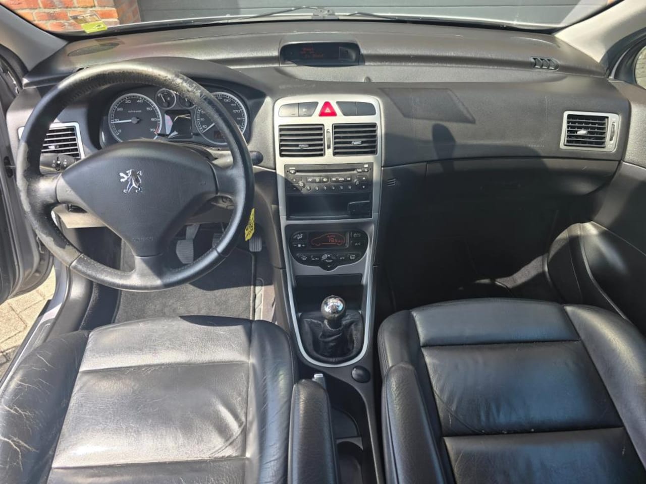 Peugeot 307 - 2.0-16V Gentry *AIRCO* - AutoWereld.nl