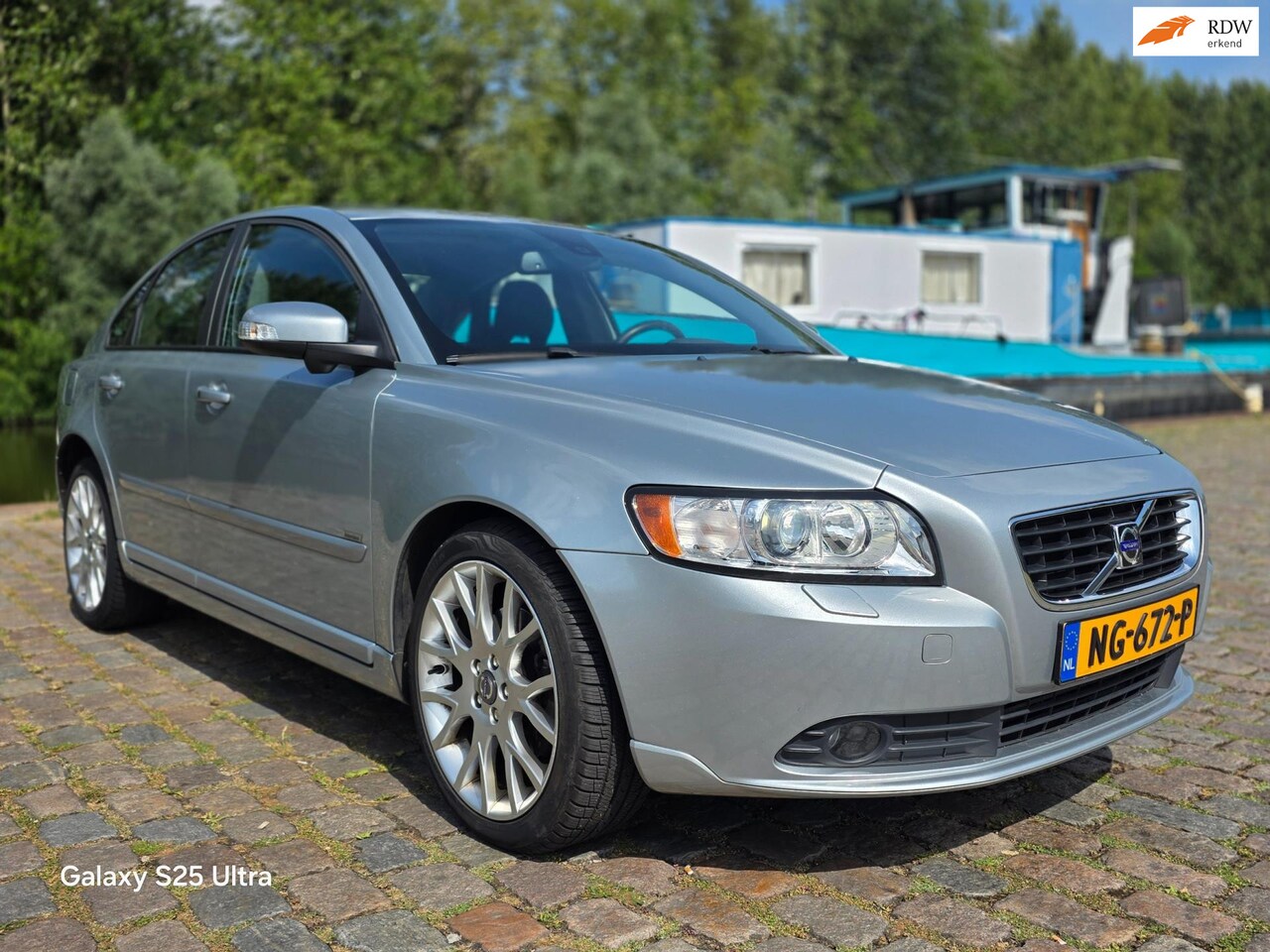 Volvo S40 - 2.0D Momentum Airco cruis control cv op afs elektrische ramen - AutoWereld.nl