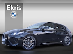 BMW 1-serie - 120 M Sportpakket/ Trekhaak Afneembaar/ Comfort Access/ Elektrische Stoelen/ Head-Up