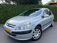 Peugeot 307 - 1.6-16V XT 5-drs Airco Trekhaak
