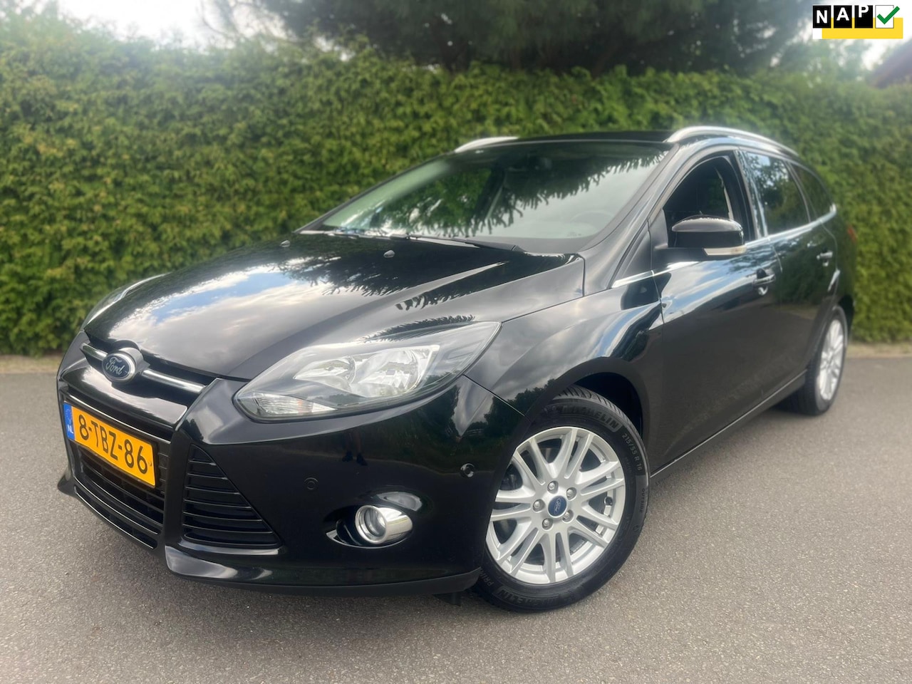 Ford Focus Wagon - 1.0 EcoBoost Edition Plus PDC Navi LM Trekhaak - AutoWereld.nl
